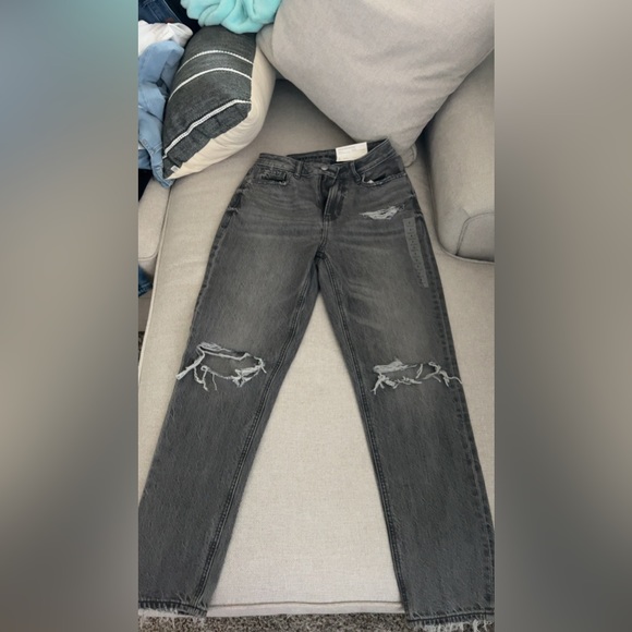 American Eagle Smoked Grey Mom Jeans! - Picture 1 of 5